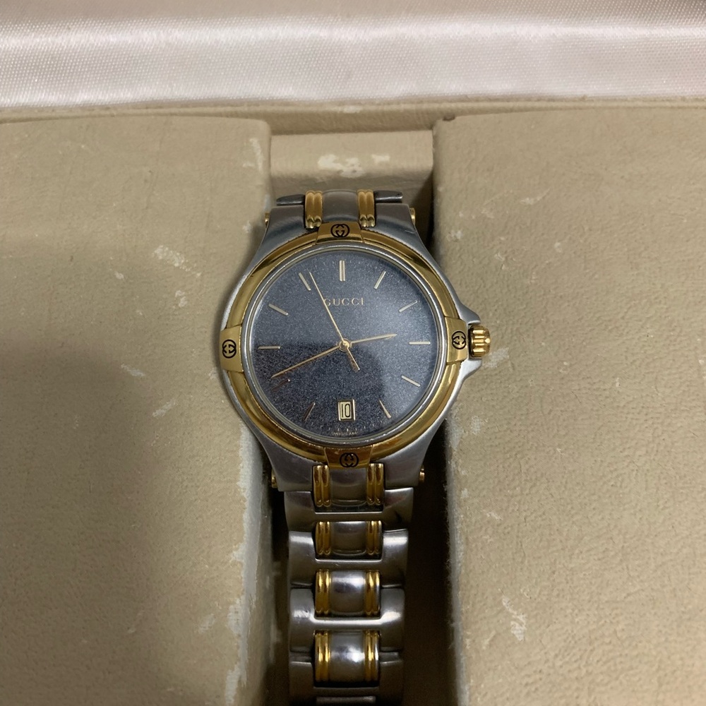 Gucci watch
